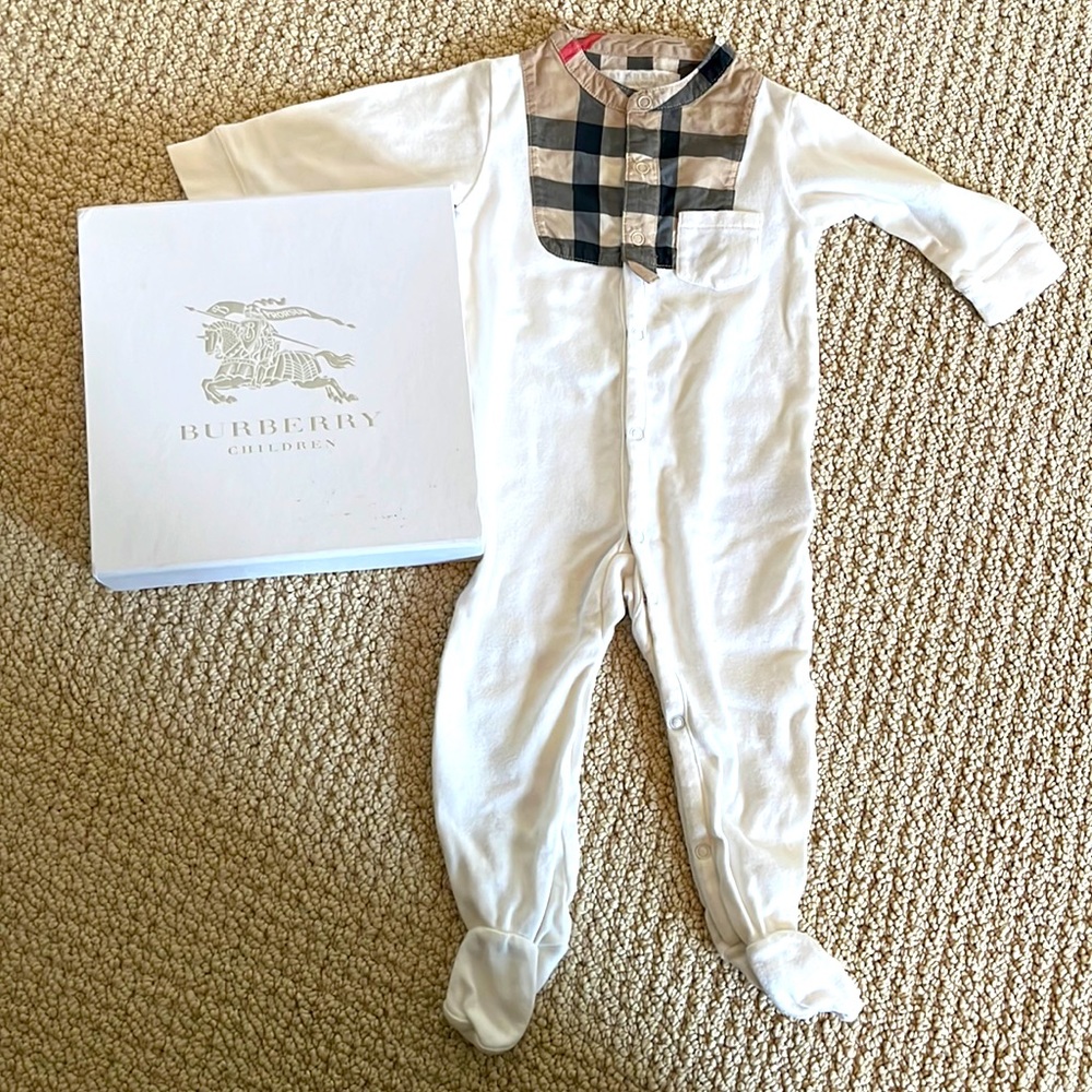 3M long sleeve Burberry outfit.  Very gently used.